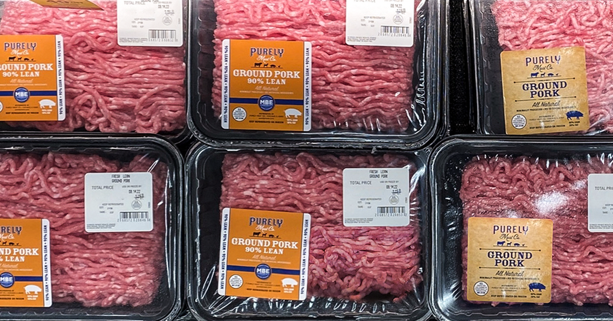 ground pork in the meat case